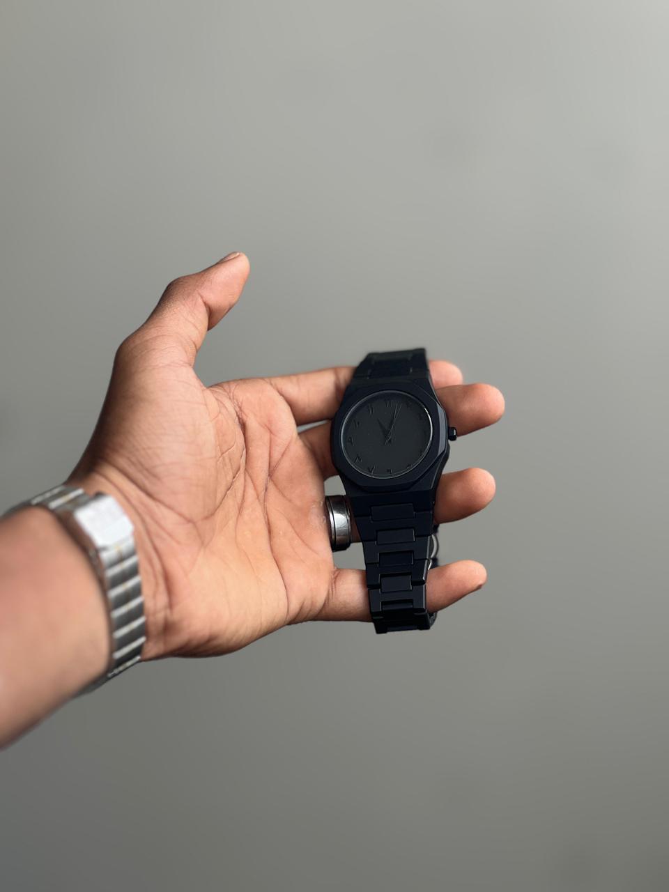 Arabic Aura Watch Black