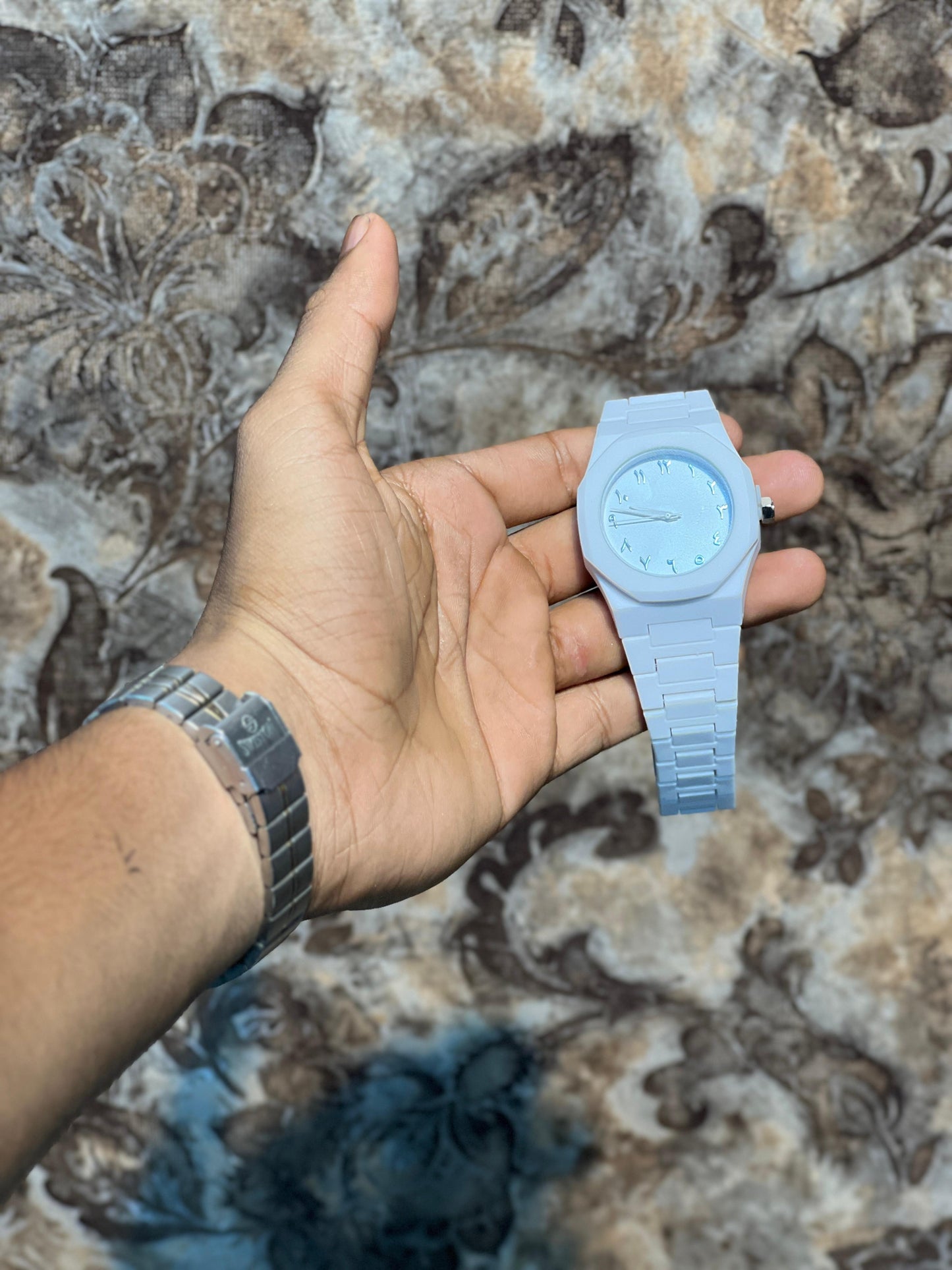 Arabic Aura Watch White