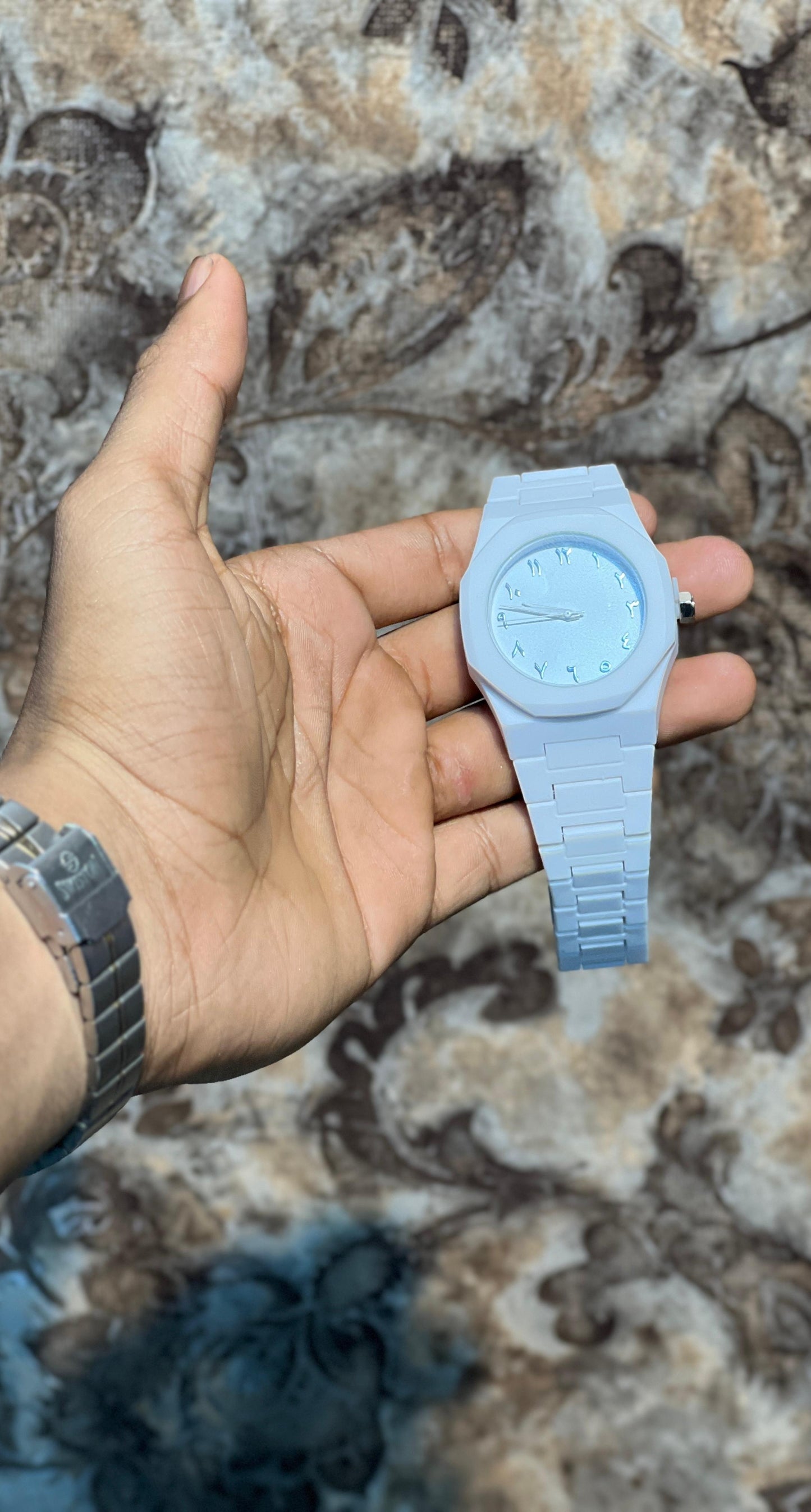 Arabic Aura Watch White
