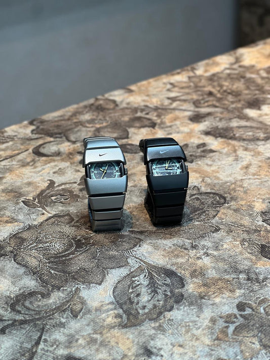 Nike TRIAX vintage watch BLACK