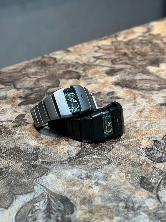Nike TRIAX vintage watch SILVER