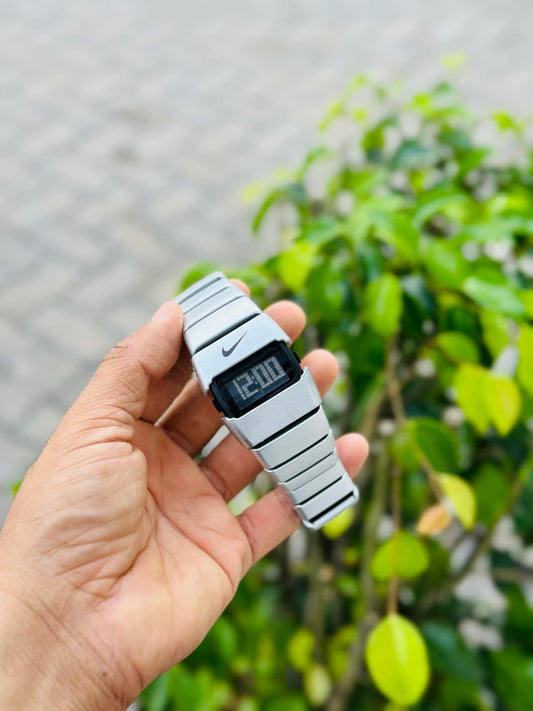 NIKE D-Line vintage watch SILVER